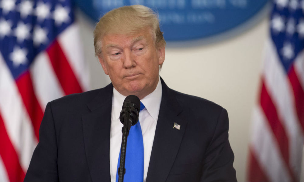 Le coronavirus fait peur aux États-Unis. Trump rassure le pays où la santé est un luxe Le coronavirus fait peur aux États-Unis. Trump rassure le pays où la santé est un luxe